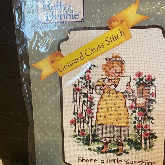Sealed VTG 1990 Holly Hobbie Counted Cross Stitch Kit Share A Little Sunshine - Picture 2 of 5